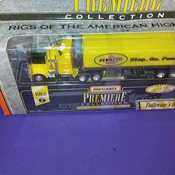 Vintage 1997 matchbox Pennzoil collector figurine - Picture 5 of 8
